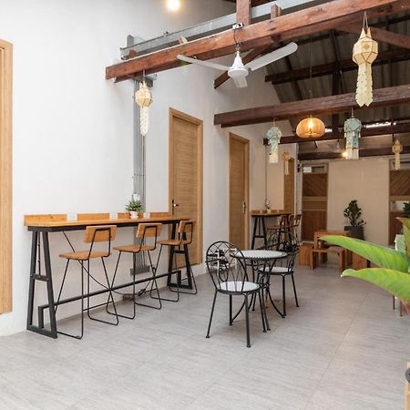 Sherva101 Home And Hostel 치앙마이 외부 사진