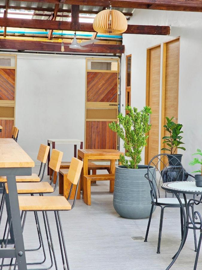 Sherva101 Home And Hostel 치앙마이 외부 사진