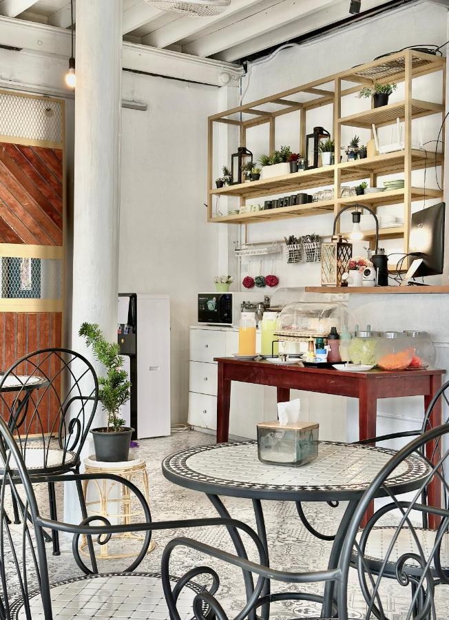 Sherva101 Home And Hostel 치앙마이 외부 사진